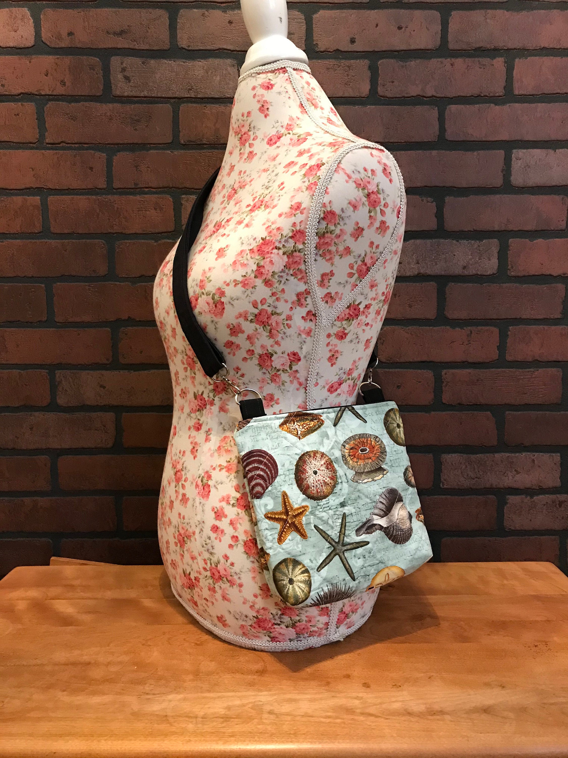 beach vacation purse