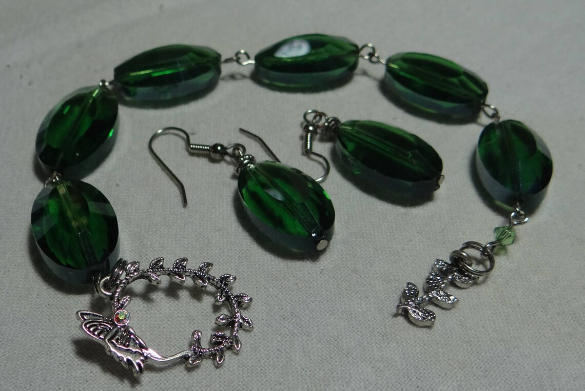 Vintage Lucite Green Hand Made Bracelet W Earrings - Etsy