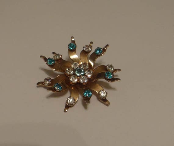 Vintage Brooch Blue and White Rhinestones Clasp is Riveted On - Etsy