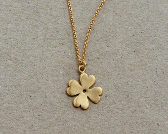 Four Leaf Clover Necklace, delicate gold necklace,  Lucky Charm Pendant, Minimalist Dainty Jewelry, Gift for Her, meaningful gift, baladi