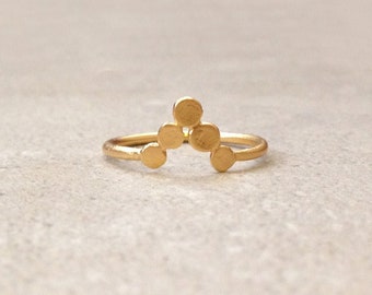 V Ring, Minimalist Ring, 14k Gold Ring for Women, Minimalist Jewelry, Dainty Ring, Unique Gold Ring, Dots Ring, Stacking Ring, Chevron Ring