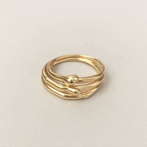 Anillo de mercurio, anillo minimalista de plata esterlina, estudio derretido baladi, único en su tipo, hecho a mano, apilable, delicado, anillo de compromiso de boda