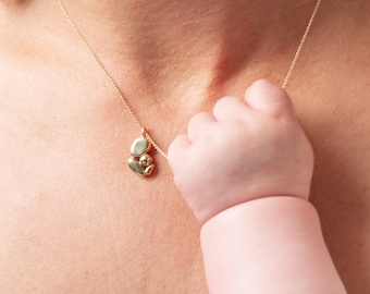 Mother Baby Necklace, Gold Mothers Necklace, Hug Necklace, Unique Gold Jewelry, Mother Child Necklace, New Mom Necklace, Birthing Necklace