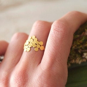 Cluster Ring, Minimalist Gold Ring, Ring for Women, Minimalist Jewelry, Dainty Ring, Unique Gold Ring, Cluster Ring in 14k Gold, Dots Ring