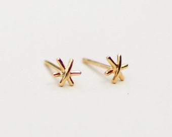 14K Gold Studs, Sparkle Earrings, Stud Earrings for Women, Unique Stud Earrings, Minimalist Gold Jewelry, Dainty Stud Earrings, Star Studs