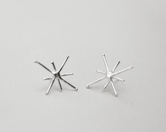 Sparkle Earrings, Celestial Stud, Unique Stud Earrings, Minimalist Jewelry, Minimalist Studs, Star Stud Earrings, Star Point Earrings