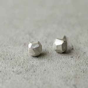 White Gold Stud Earrings, Geometric Stud Earrings, Unique Gold Jewelry, Faceted Stud Earrings, Artistic Earrings, Designer Earrings, Modern