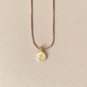 Gold Circle Necklace, Dainty Gold Necklace, Gold Necklace Women, Minimalist Jewelry, Unique Gold Necklace, Minimalist Necklace, Dot Necklace