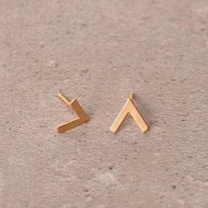 Triangle Earrings, V Earrings, Geometric Stud Earrings, Minimalist Gold Jewelry, 14k Gold Stud Earrings, Small Gold Stud Earrings, Chevron