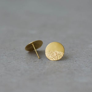 Hammered Circle Earrings, 14k Gold Circle Earrings, Solid Gold Circle Stud Earrings, Solid Gold Jewelry, Handmade Stud Earrings, Unique