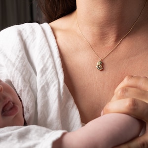 Mothers Hug necklace, A meaningful pendant that holds those emotions of a Mothers Hug, gift for mothers , pregnancy gift, gift for birth image 9