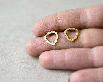Triangle Earrings, Triangle Stud Earrings, Geometric Stud Earrings, Triangle Post Earrings, Minimalist Jewelry, Gold Stud Earrings for Women