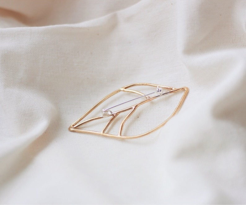 Gold Leaf Brooch Pin, Leaf Brooch Pin, Unique Gold Jewelry, Minimalist Brooch, Modern Brooch, Elegant Brooch, Nature Brooch, Botanical image 2