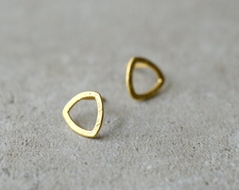 round triangle earrings, golden posts, gift for her, holiday gift, minimalist gold earrings, simple everyday earrings, gift for woman