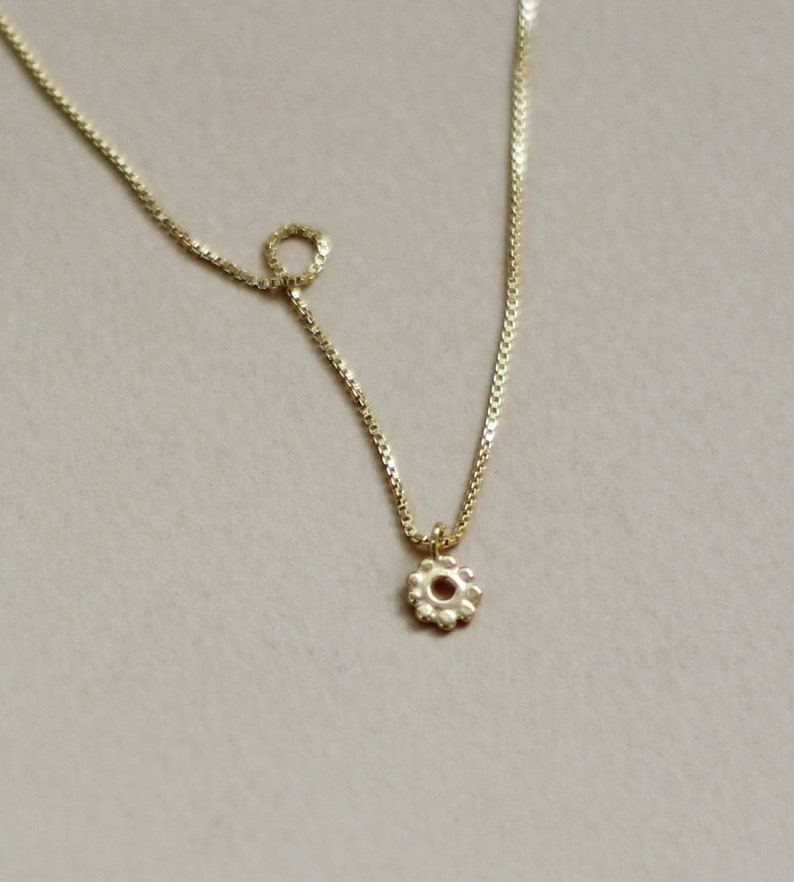 14k Gold Flower Necklace, Tiny Flower Necklace, Nature Jewelry, Minimalist 14k Gold Necklace, Minimalist Flower Necklace, Hindu Necklace image 1