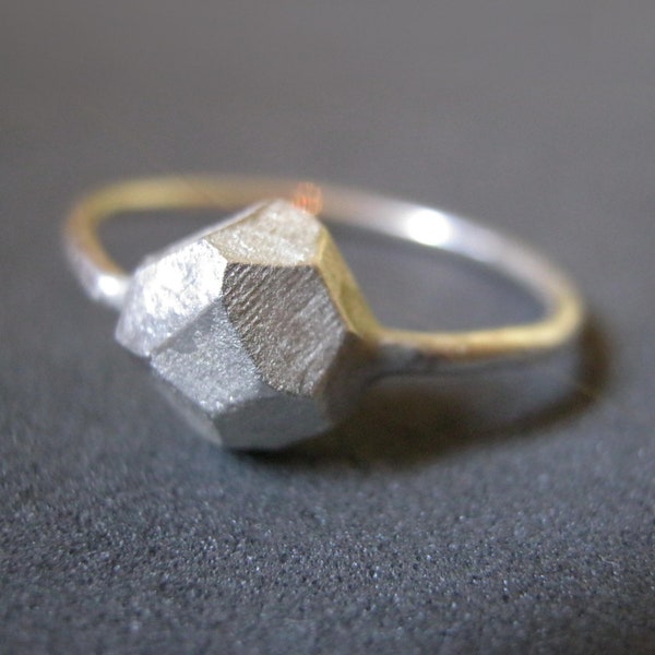 Geometric Gold Ring, Chunky Ring, Unique White Gold Ring, Unique Gold Jewelry, Raw Gold Ring, Faceted Ring, Artistic Ring, Unusual Ring