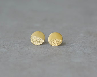 gold disc earrings, gift for her, minimalist circle studs, gold coin posts, golden round texture earrings,simple, designer jewelry baladi