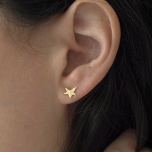 Tiny Stud Earrings, Star Stud Earrings, Celestial Jewelry, Minimalist Gold Stud Earrings, Gold Star Earrings, Small Star Earrings, Unique