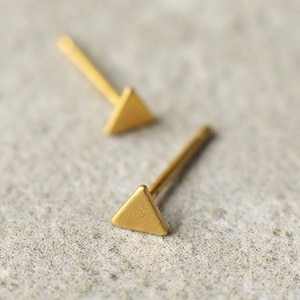 Tiny Studs, Triangle Studs, Minimalist Gold Earrings, Hand Made Jewelry, Geometric Stud Earrings, Dainty Stud Earrings, Gold Triangle Studs