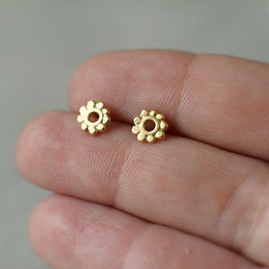 Flower Stud Earrings, Tiny Stud Earrings, Flower Jewelry, Minimalist Gold Stud Earrings, Small Stud Earrings, Delicate Earrings, Nature image 2
