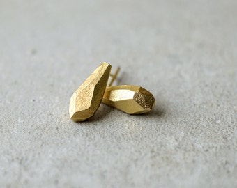 rock drop golden earrings, faceted drop earrings, valentine's gift, designer earrings, handmade geometric, bridal earrings, minimalist studs