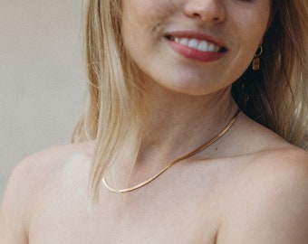 ROMY . 18 k Gold Snake-Chain-Necklace . Layering Necklace . Basic Chain . Stainless Steel