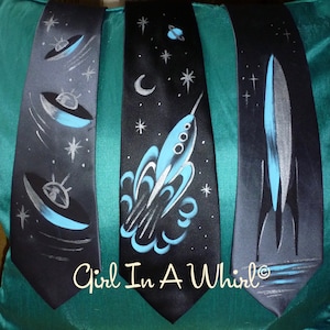 Hand painted vintage 50&#39;s style silk tie. Spaceships! Rockets! Flying Saucers! B-Movie!