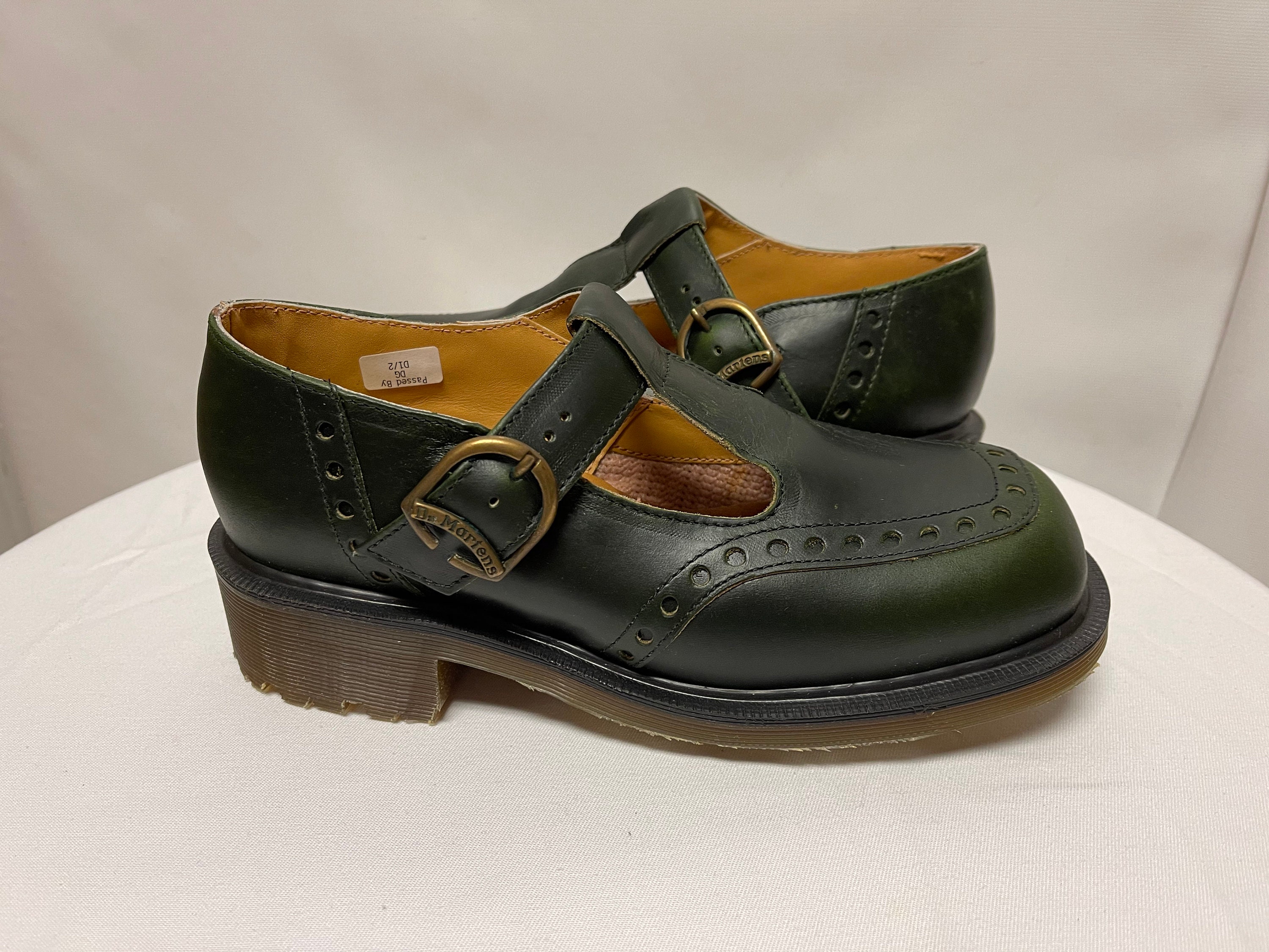 Vintage Dr. Martens Mary Jane 6 US Men/7 US Women - Etsy