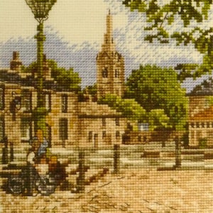 counted cross stitch kit the centre of attention  DMC 5&quot; x 7&quot; - 13 x 17 cm