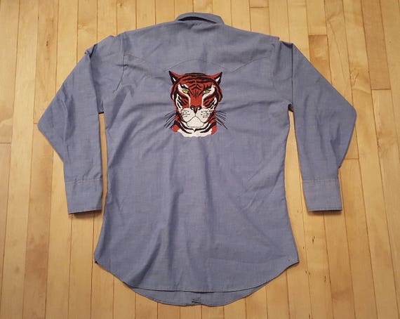 levi's tiger shirt