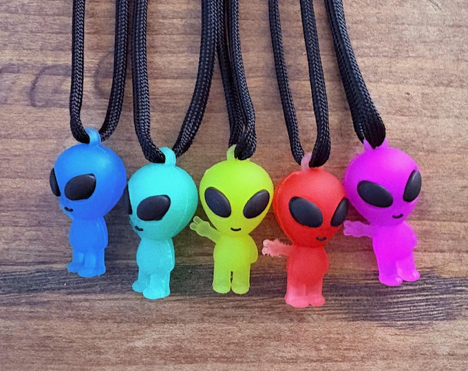 Rainbow Alien Flogger