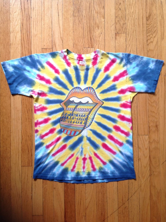 Tie dye sales rolling stones shirt
