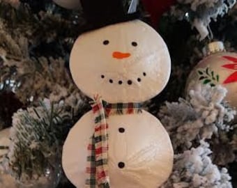 Snowman Sand Dollar  - Sand Dollar Snowman Ornament - Beach Decor Christmas -  Nautical Decor Christmas