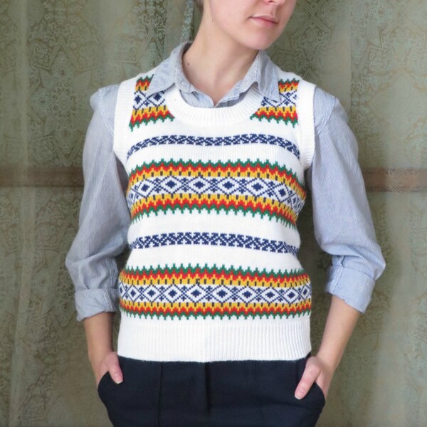 SWEATER SALE 1970s White Fair Isle Sweater Vest Holiday Sweater Ugly Sweater Party Vintage Sweater Vest 70s Knit Heritage Trad Preppy