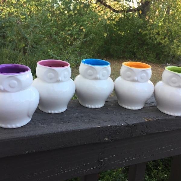 Small Colorful Retro Mod Owl Vase Cup handmade hand made ceramic pottery ohio usa decor 60s 1960s