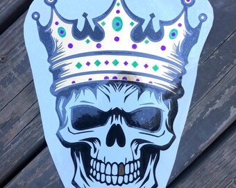 Metallic Gold King Skull Crown Die Cut Vinyl Sticker Decal (8.5 x 11.5 inches)