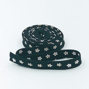 1/2&#39;&#39; Bias Tape Daisies Black/ White Hop Hop Hooray Black Riley Blake Designs
