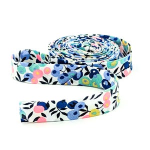 Liberty of London Bias Tape: 1/2&quot; Double Fold Cotton - Wiltshire Bud Blue/Neon Pink