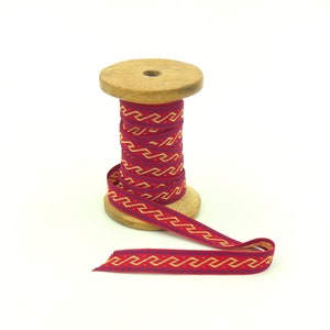 Jacquard Ribbon Trim 9/16&#39;&#39; Herrrera Red/Maize Vintage Inspired Trim