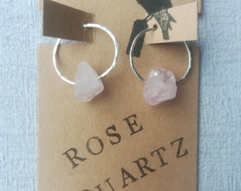 Sterling silver hoops with ROSE QUARTZ, hammered dainty hoops with rustic raw cut rose quartz charms