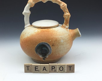 Ceramic pottery handmade 24 fluid ounce kettle jug pot teapot