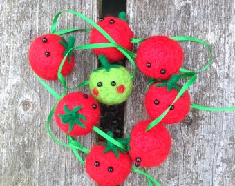 Tomato Garland Needle Felted Home Decoration handmade from undyed sheep wool and dyed Merino