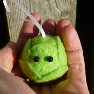 Brussel Sprout Bauble Needle Felted Christmas Decoration handmade from sheep wool image 4