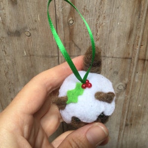 Puddycat Needle Felted Christmas pudding cat Decoration handmade from sheep wool image 5