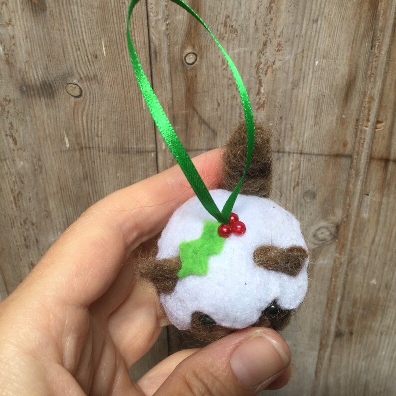 Puddycat Needle Felted Christmas pudding cat Decoration handmade from sheep wool image 5