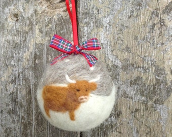 Highland cow Christmas Tree Ornament Decoration Hand made Needle felted from sheep wool