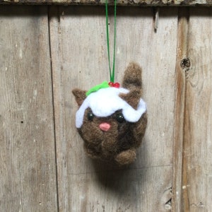 Puddycat Needle Felted Christmas pudding cat Decoration handmade from sheep wool image 1