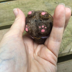 Puddycat Needle Felted Christmas pudding cat Decoration handmade from sheep wool With paw pads