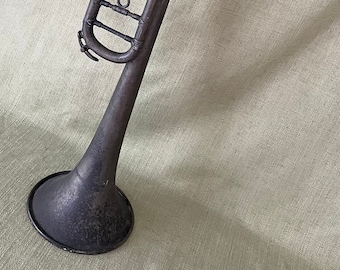 Antique Cavalry Long Bugle