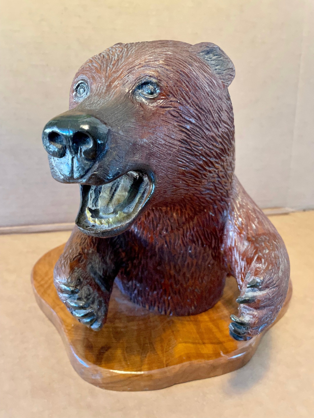Fantastic Large Vintage Folk Art Brown Bear Carving, Sculpture